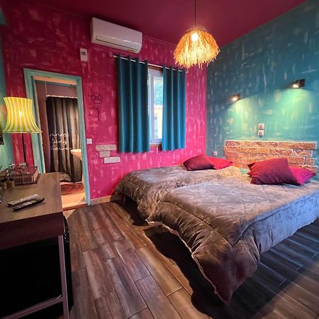 Antares Boutique Guesthouse Perama  Exterior foto