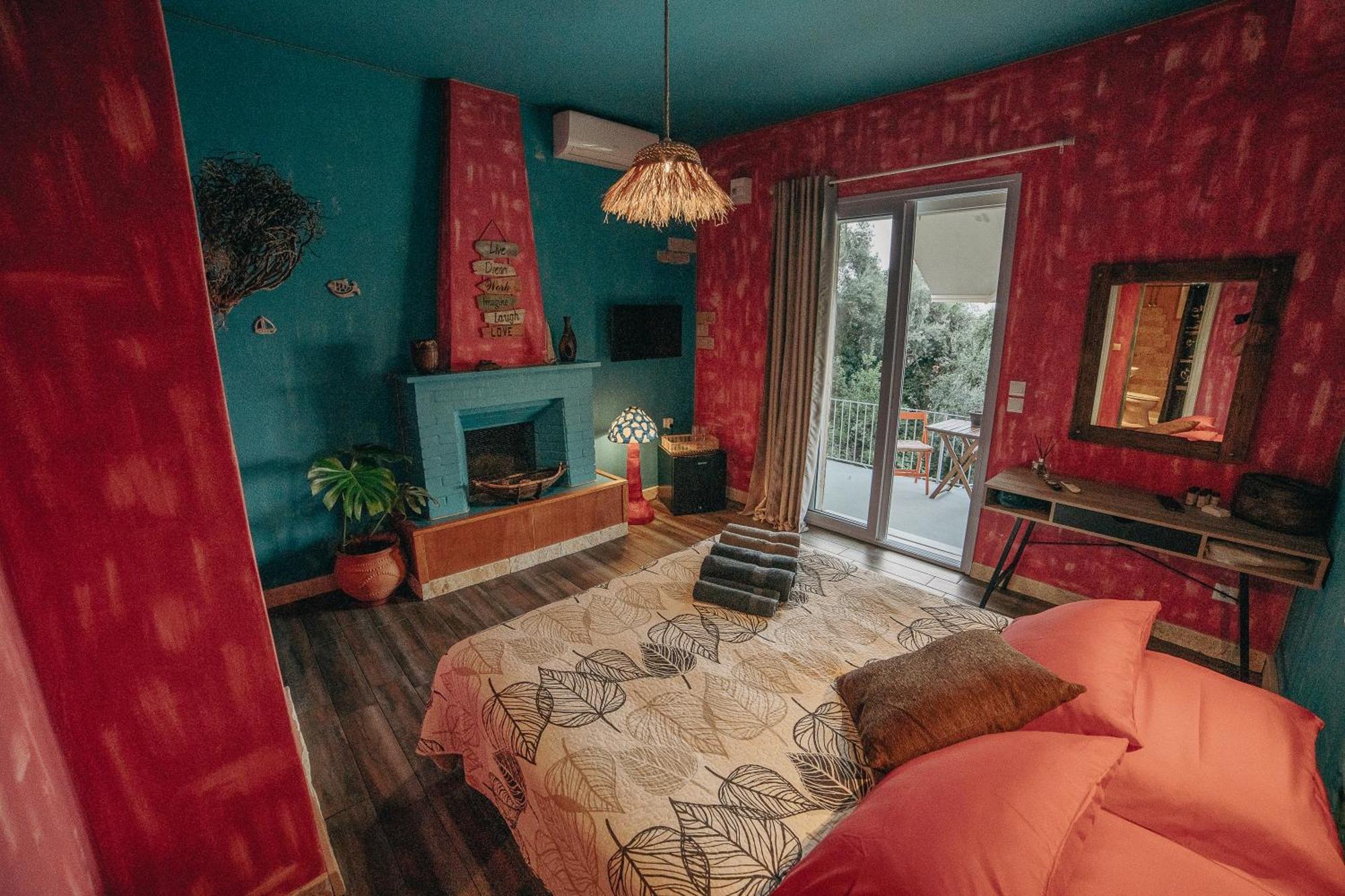 Antares Boutique Guesthouse Perama  Exterior foto