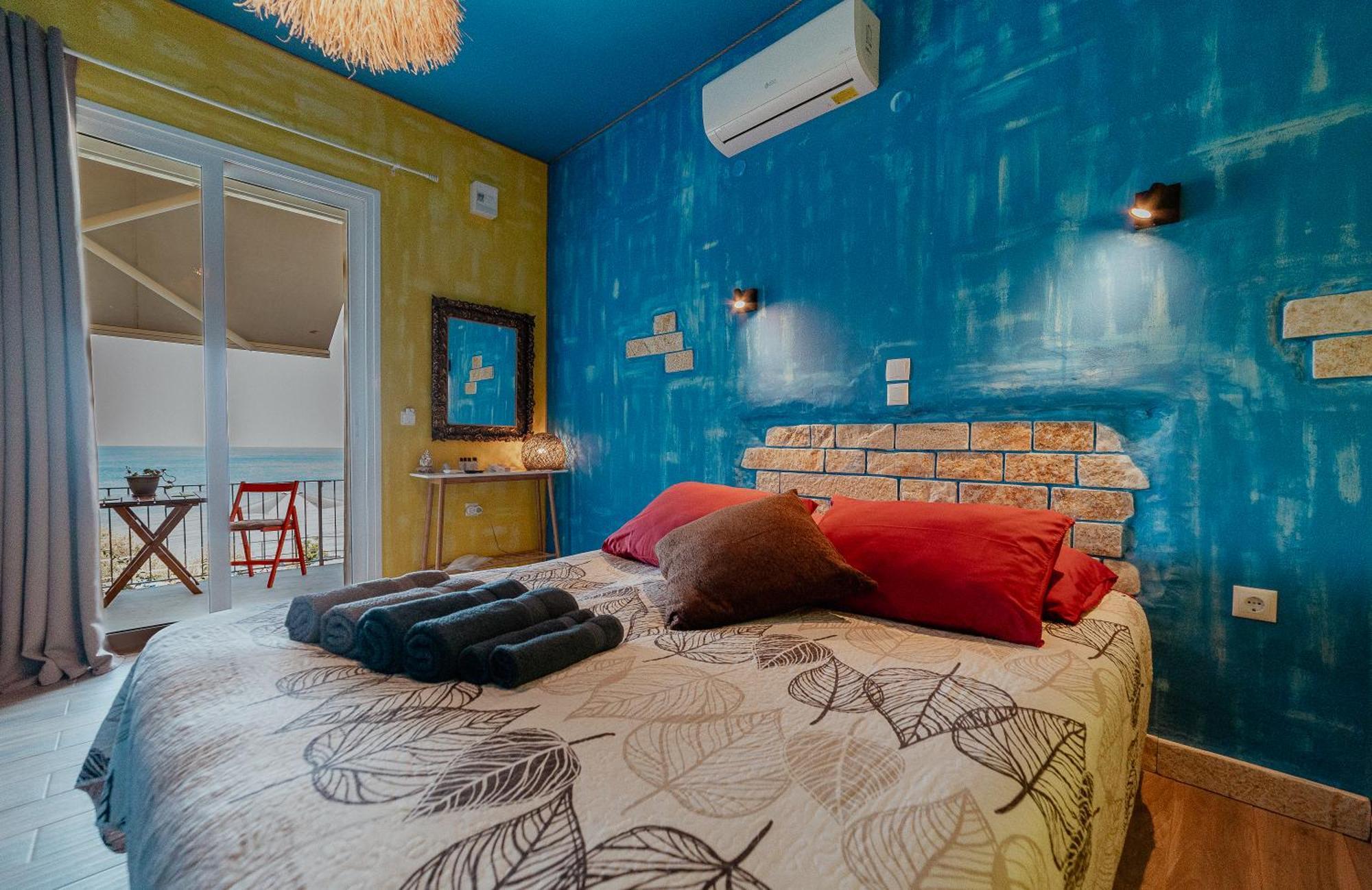 Antares Boutique Guesthouse Perama  Exterior foto