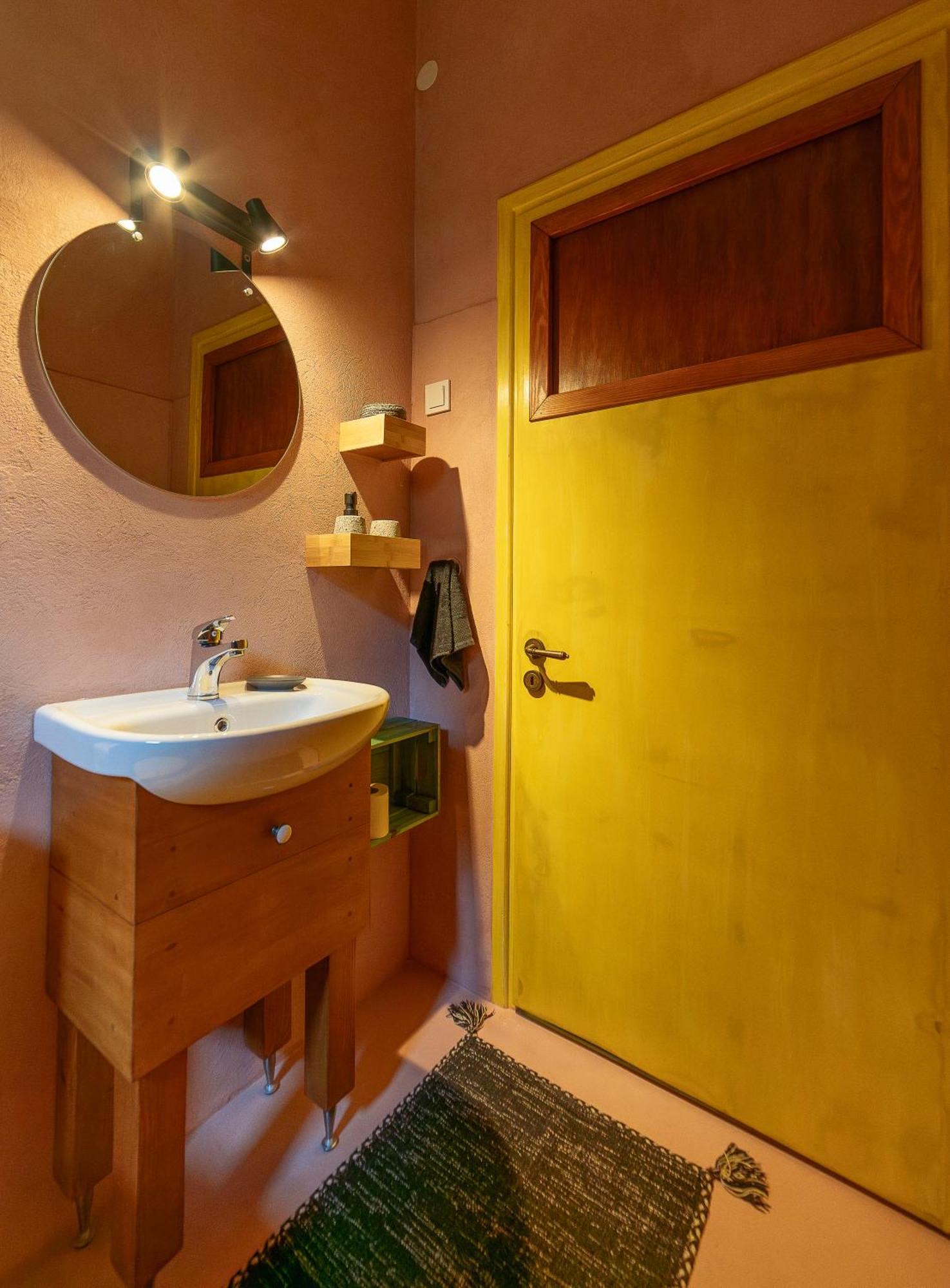 Antares Boutique Guesthouse Perama  Exterior foto